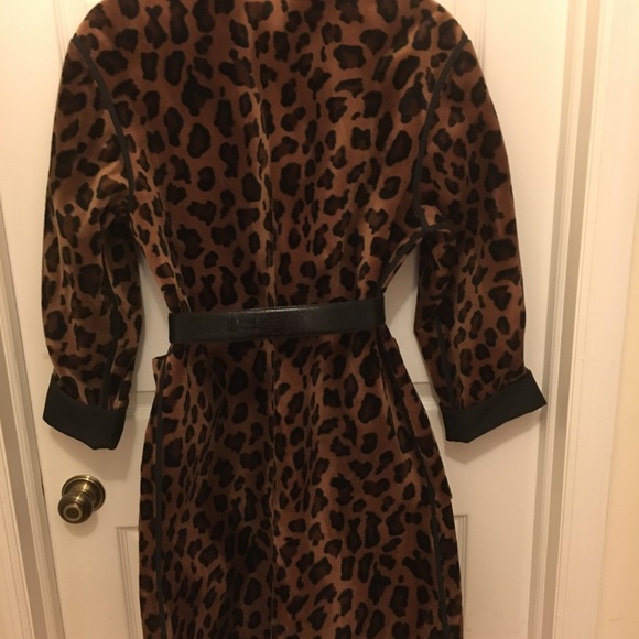 Reversible coat, ponyhair/black sides by Drizzle - Picture 2 of 4